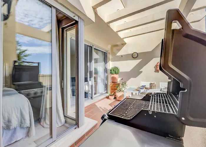 Апартаменты Sea View Paradize