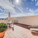 Sea View Paradize Apartment *